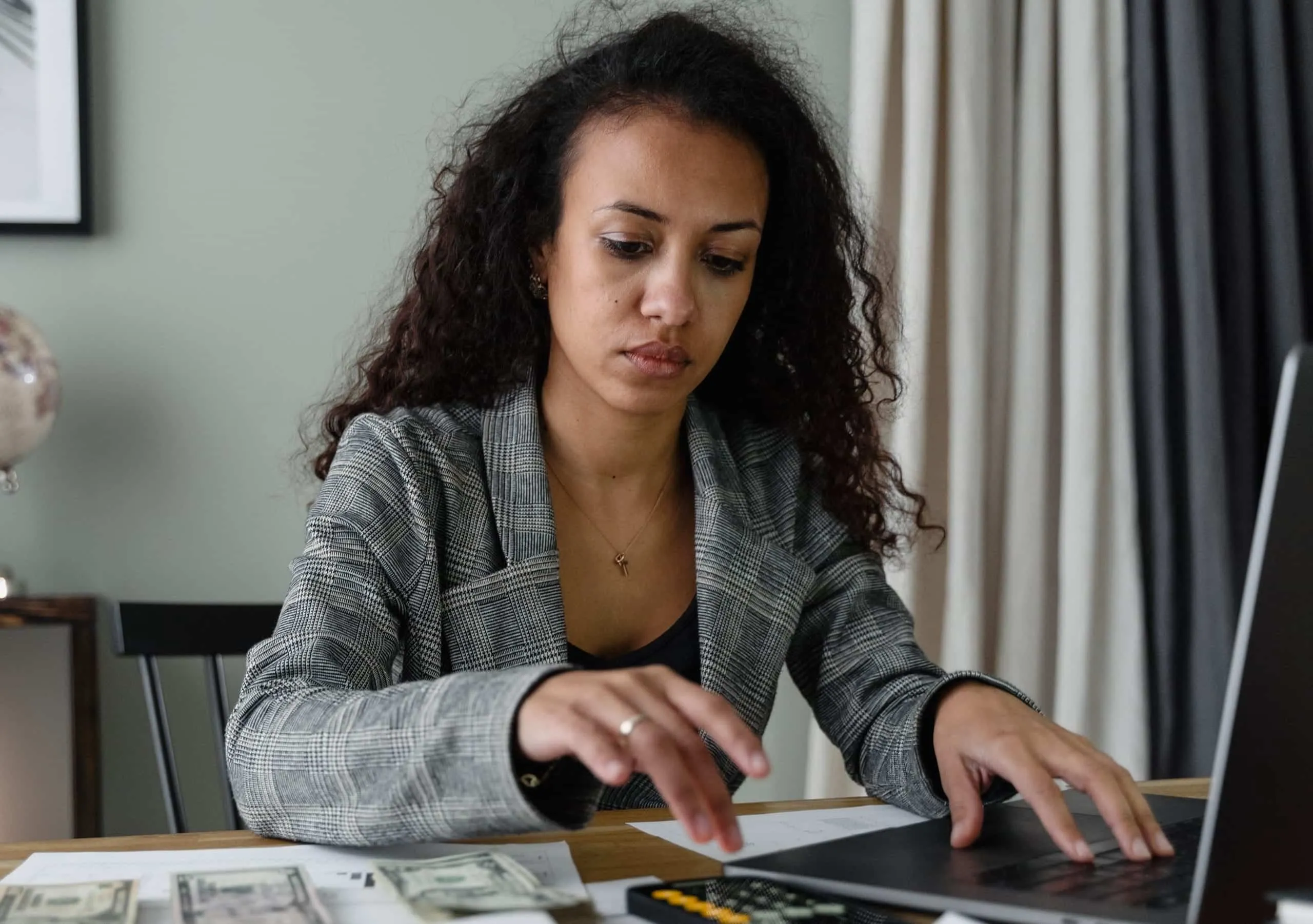 Tipos de Devedores: Conheça os 6 Perfis e Saiba Como Lidar com Cada Cliente